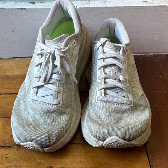 New Balance FuelCell Rebel v4 - Picture 5 of 5